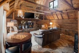 Spring Hill Farm Cabins - Image 4