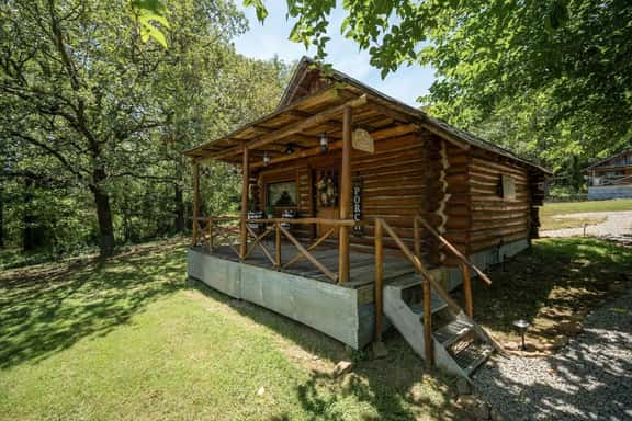 Happy Hound | Cozy Log Cabin + Porch Views - Image 1