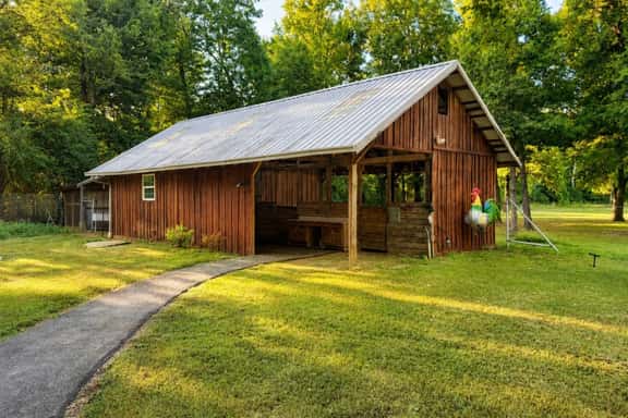 Barn Apartment | Peaceful Views | Just West of Little Rock - Image 1