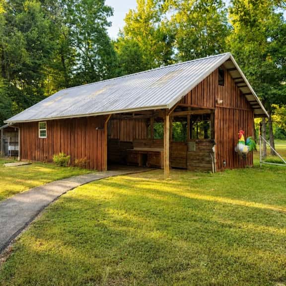 Barn Apartment | Peaceful Views | Just West of Little Rock - Image 1