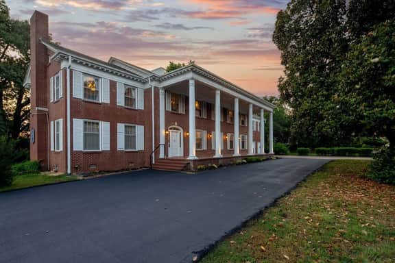 Beland Mansion-Treasured Mist suite! - Image 2