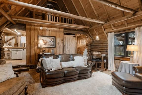 Spring Hill Farm Cabins - Image 5