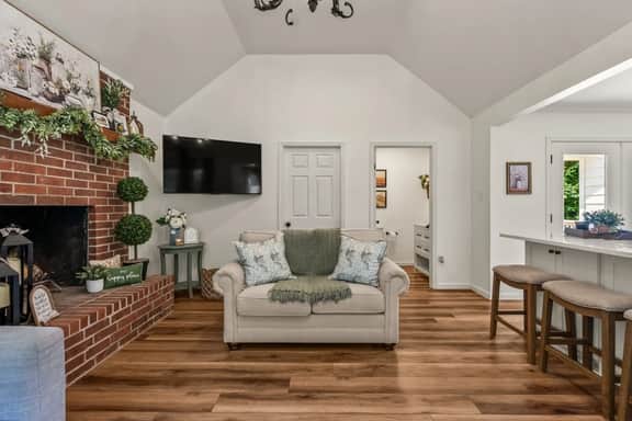 Just West of Little Rock Retreat - Image 4