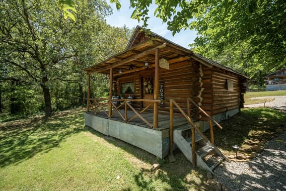 Spring Hill Farm Cabins - Image 1